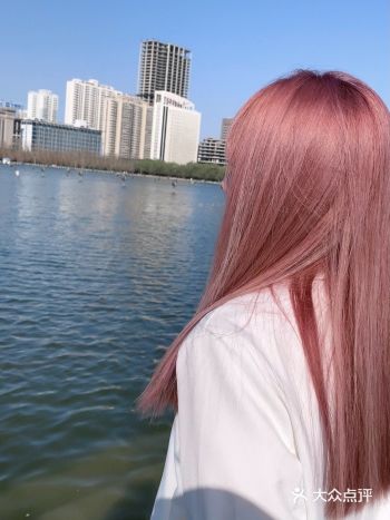 花钱的是你 好看的是你  钱并没有消失 只是换种方式陪你