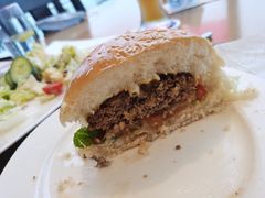 澳洲牛肉汉堡-麦士堡•湖景餐厅(文化博览中心店)