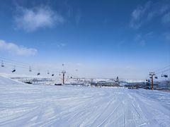 -丝绸之路山地度假区滑雪场