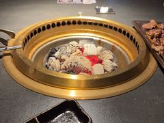 -铭牛烧肉·和牛海鲜自助(高新月牙湖店)