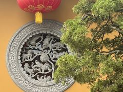 -龙华寺