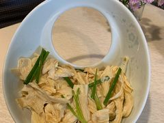 葱油山水腐竹-八道本地特色菜馆(大鹏古城店)