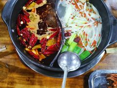 -灌县老妈砂锅串串香(万科红生活广场店)