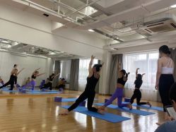 -亚太瑜伽普拉提学院