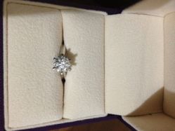 点击看大图 iphone_upload_pic-威德钻石-克拉钻大本营(南京东路店)