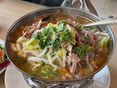 -闫家驴肉老店(华电一校店)