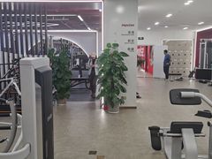 -英派斯健身旗舰店(海信国际中心馆)
