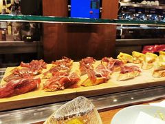 -Tapa Tapa