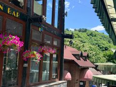 -北京水岸山吧度假村(雁栖镇店)