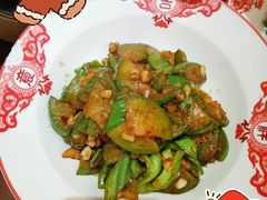 青椒抄茄子-肖记公安牛肉鱼杂馆·省级非物质文化遗产(三角路直营店)