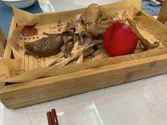 -鹊华居·地道鲁菜·海鲜·融合味(大明湖店)