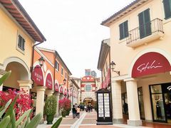 -佛罗伦萨小镇广佛名品奥特莱斯(疏港路店)