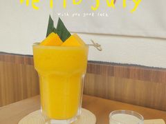 芒芒鲜果茶(加芝士)-椰椰大吉(海城店)