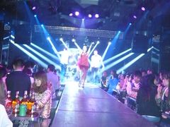 -HiIbiza酒吧