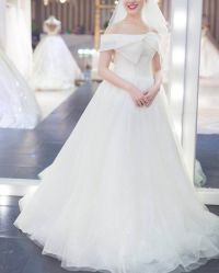 -Lady  Jane高端婚纱礼服馆
