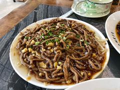 金针菇牛肉丝-江湖黑大兔(杨家坪店)