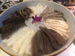 -哥老官重庆美蛙鱼头(宝山龙湖店)