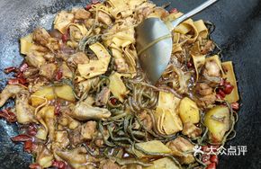 Iron Pot Stewed Chicken (Small Portion)
