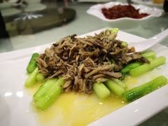 -梅龙镇酒家(南京西路总店)