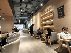 -瑞幸咖啡(外滩SOHO店)