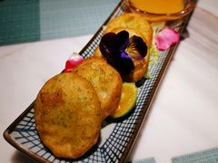 泰式手打虾饼-蜜桃花开·中西融合菜E&W(南长街店)