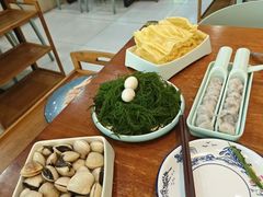-老何家后安粉·糟粕醋海鲜火锅(三亚湾椰梦长廊店)