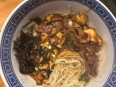 -沪西老弄堂面馆(定西路店)