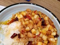 -西部马华清真兰州牛肉面·烧烤夜市(三里河店)
