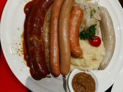 -申德勒加油站餐厅(三里屯北小街店)