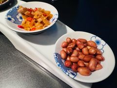 -凤凰湘语·平价海鲜餐厅(浦东旗舰店)
