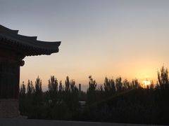 -敦煌山庄摘星阁