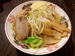 -拉面莊夢語＆中华料理八椿