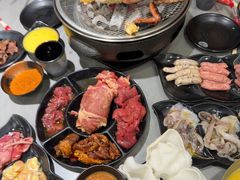 -啊美丽炭火烤肉(滑翔一店)