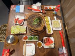 -阿润打边炉·鲜切鸡煲(华漕店)