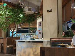 -蜜桃餐厅·伴山(湖滨商业街店)