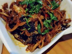 -隔壁老王·家常云南菜(花巷店)