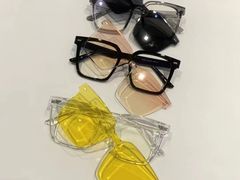 -爱视眸Eyeblling眼镜·依视路·蔡司镜片折扣店(百联南方商城购物中心)