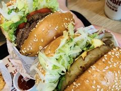 -The Habit Burger Grill 哈比特汉堡(复兴soho店)