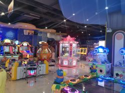 点击看大图 -Lucky Star幸运星&一同潮玩(友阿国际广场店)