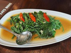清炒丝瓜苗-Chom Cafe and Restaurant
