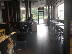 -麦当劳(常山服务区得来速店)