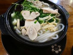 -丽虹云南过桥米线(兴工街店)