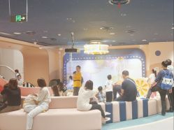 -奈尔宝家庭中心·亲子早教·派对餐厅(北京东坝万达店)
