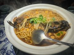 -卢大鲜鱼头捞饭(美利广场店)