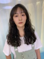 -虫二·专注健康烫染沙龙