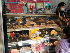 面包甜点陈列柜-DQ·蛋糕·冰淇淋(五角场万达店)