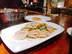 曲院风荷-春暖花开(西溪店)