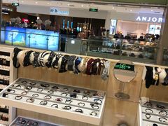 -丽达购物中心(崂山店)