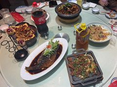 -大胡同天津菜·海肠捞饭·津门皮皮虾锅贴一绝(西姜井店)