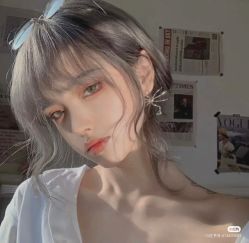 -时尚殿堂明星门店